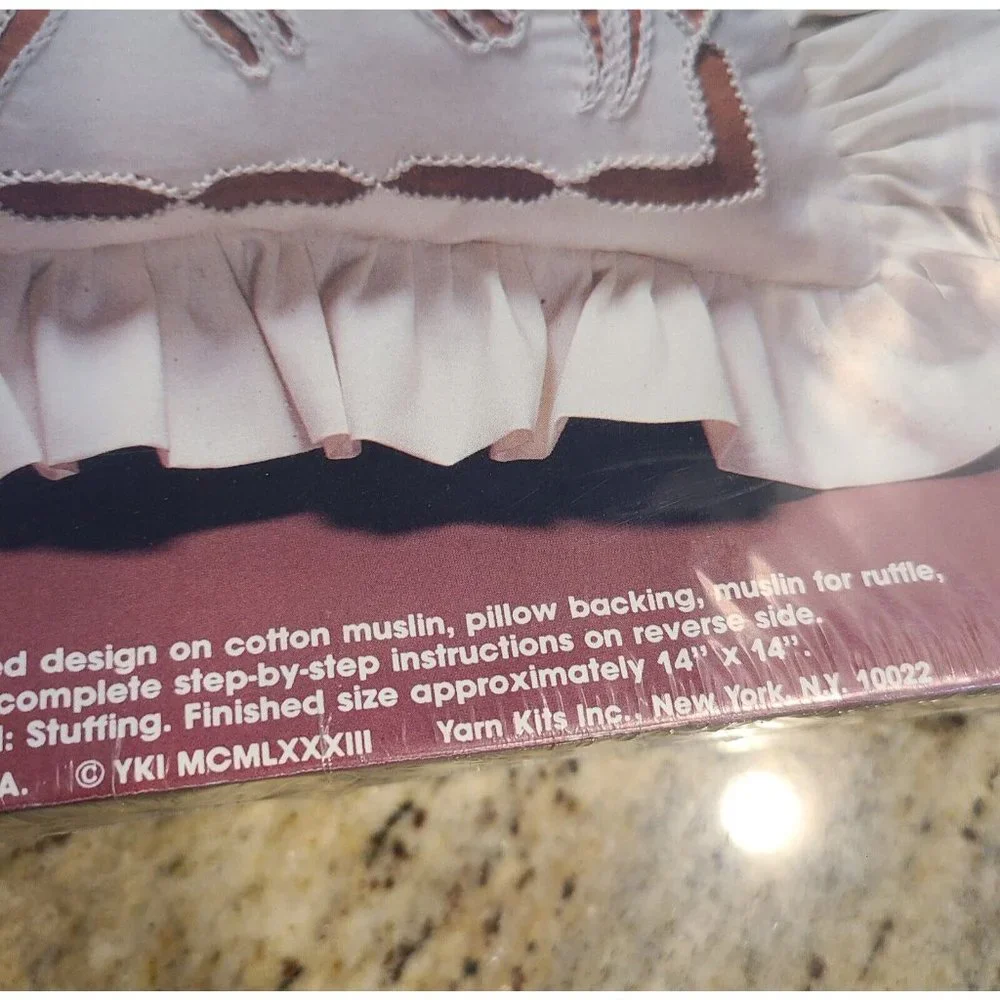 Valiant Crafts Chain Wicking Pillow Kit-#4302 Mallard New 14” X 14”